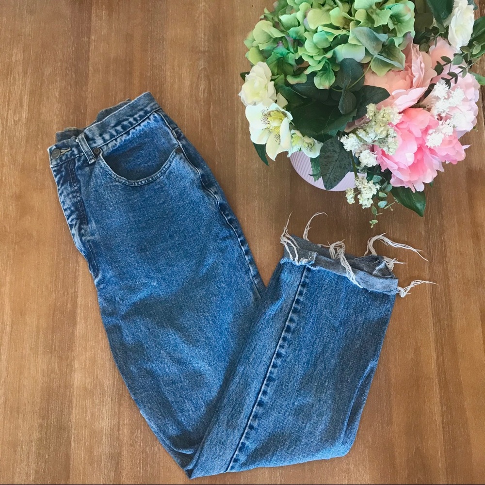 Super high rise mom jeans